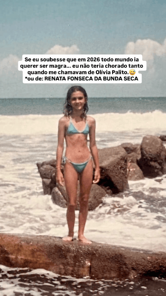 Renatinha adolescente na praia, na época do apelido bunda seca